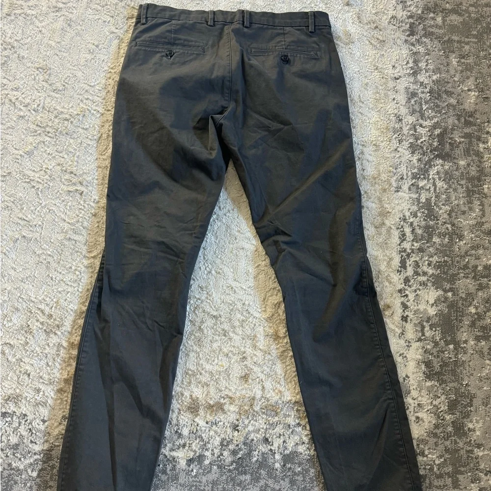 GAP Men's Dark Gray Chinos 34x34